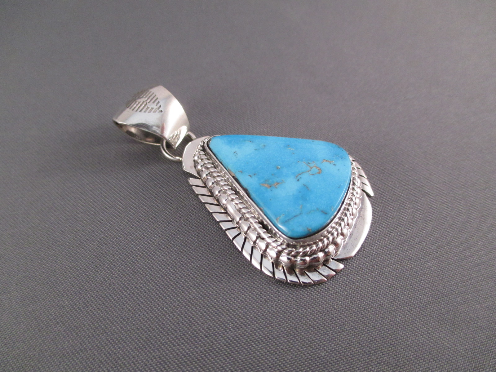 PE6811 Turquoise Mountain Turquoise Pendant by Native American jewelry ...